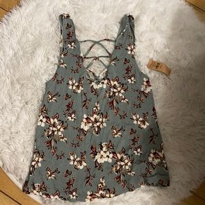 NEVER BEFORE WORN American Eagle tan top